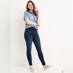 Madewell 10" High-Rise Skinny Jeans in Hayes Wash